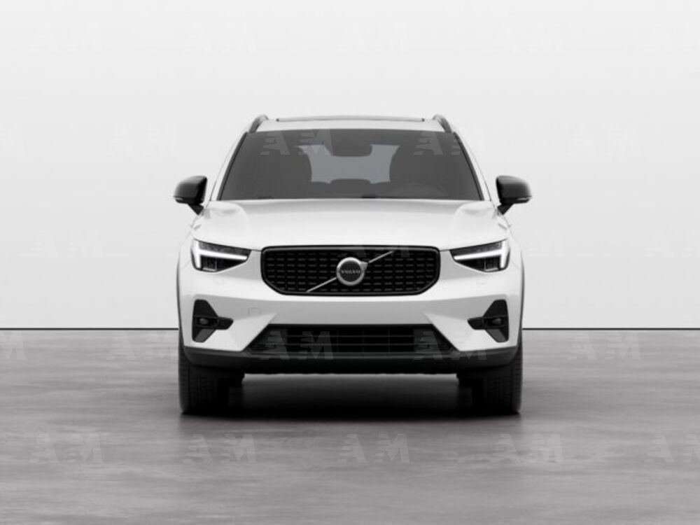 Volvo XC40 nuova a Modena (7)