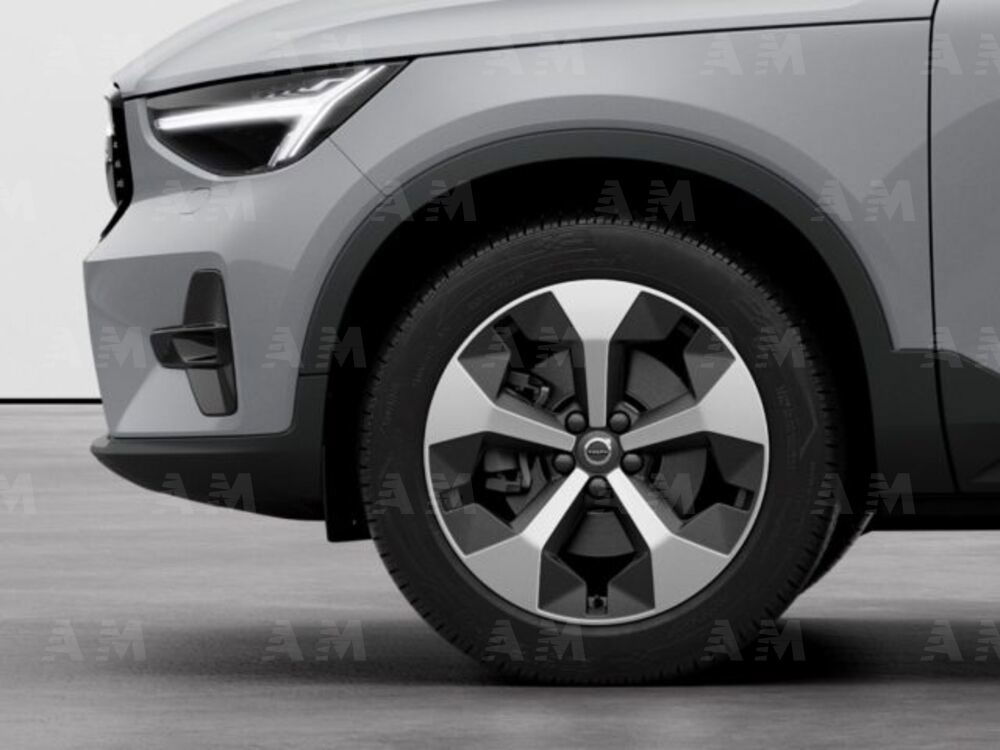 Volvo XC40 nuova a Modena (8)