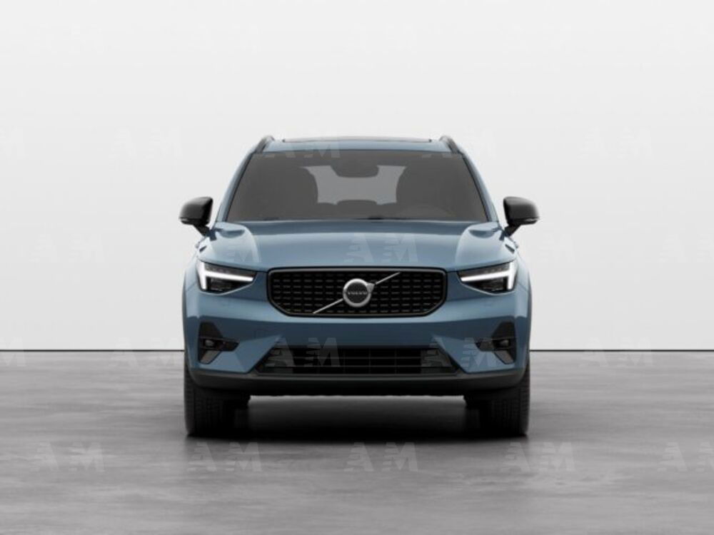 Volvo XC40 nuova a Modena (6)