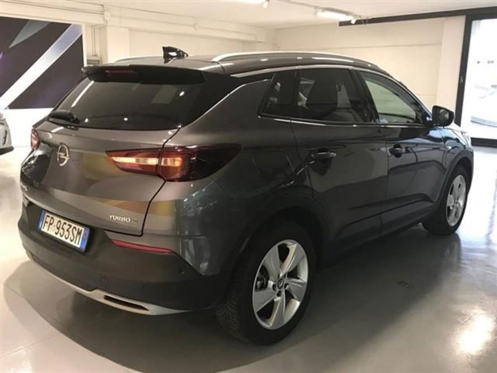 Opel Grandland X usata a Macerata (5)