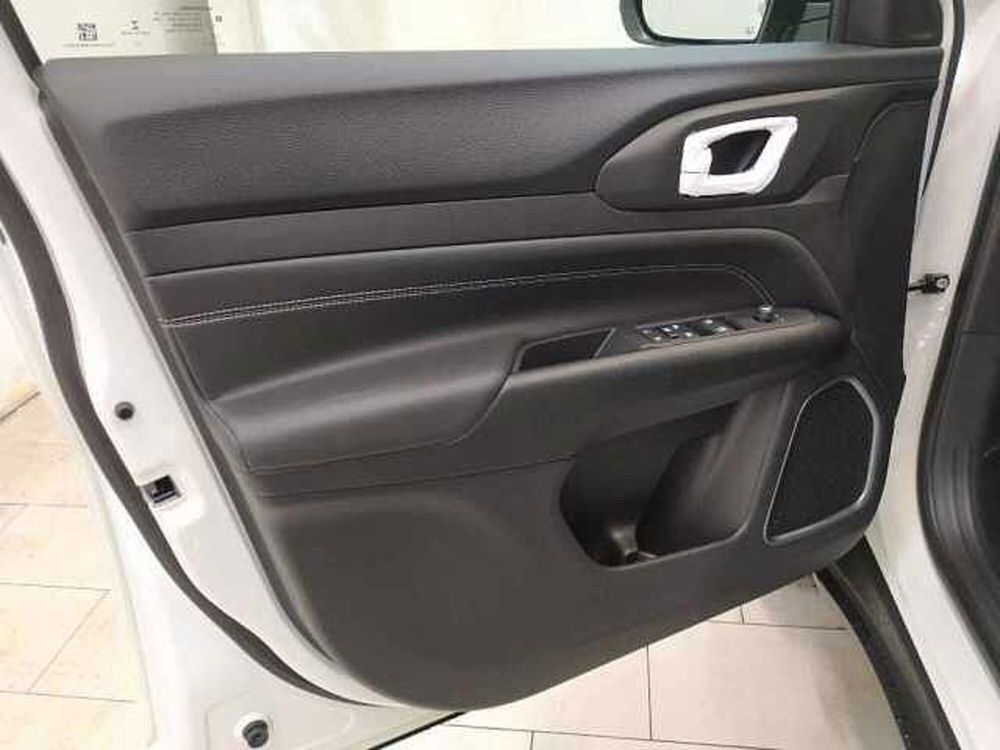 Jeep Compass nuova a Cuneo (12)