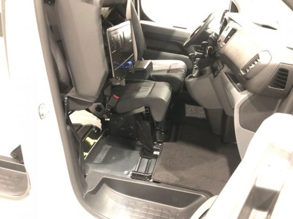 Toyota Proace nuova a Cuneo (13)