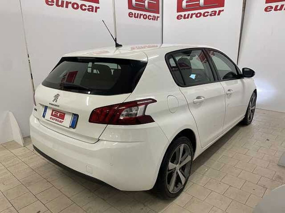 Peugeot 308 usata a Napoli (4)