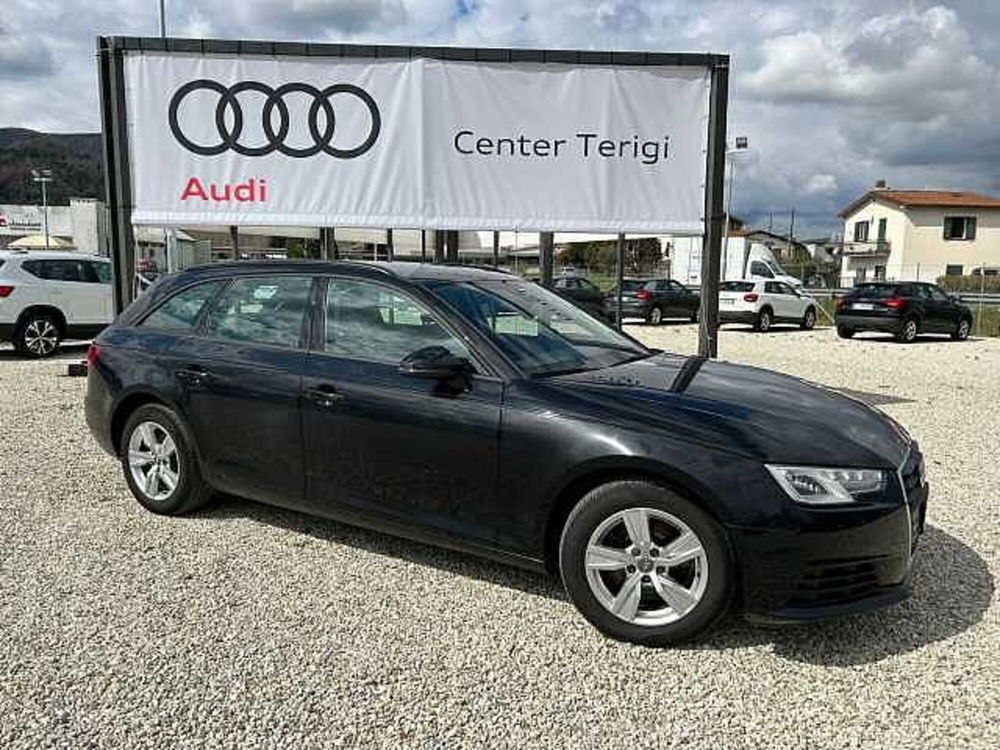 Audi A4 Avant 2.0 TDI 150 CV ultra Business  del 2018 usata a Lucca (3)