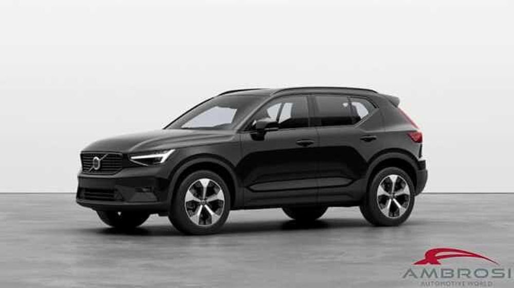 Volvo XC40 nuova a Viterbo