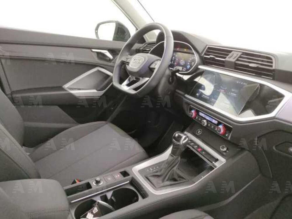 Audi Q3 35 TDI S tronic Business Advanced  del 2022 usata a Padova (5)