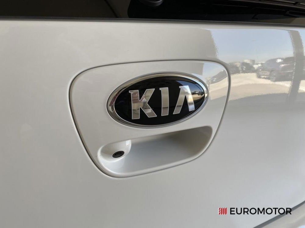 Kia Picanto nuova a Bari (11)