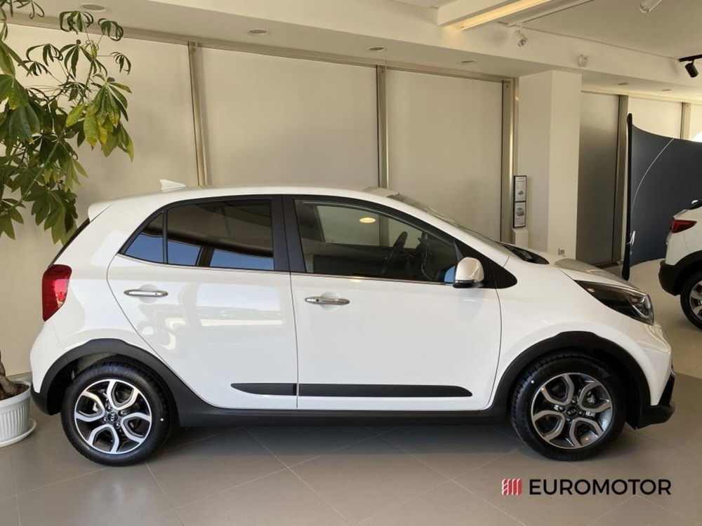 Kia Picanto nuova a Bari (7)