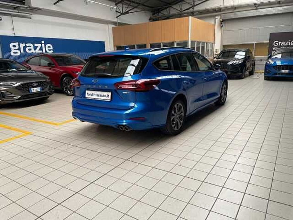 Ford Focus Station Wagon usata a Milano (8)