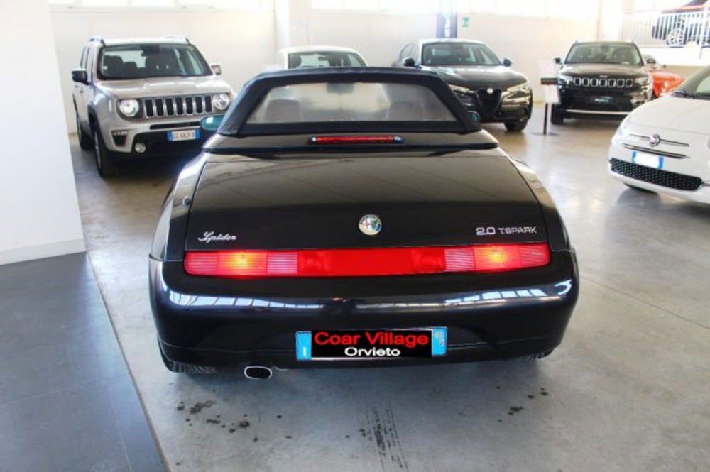 Alfa Romeo Spider usata a Terni (5)