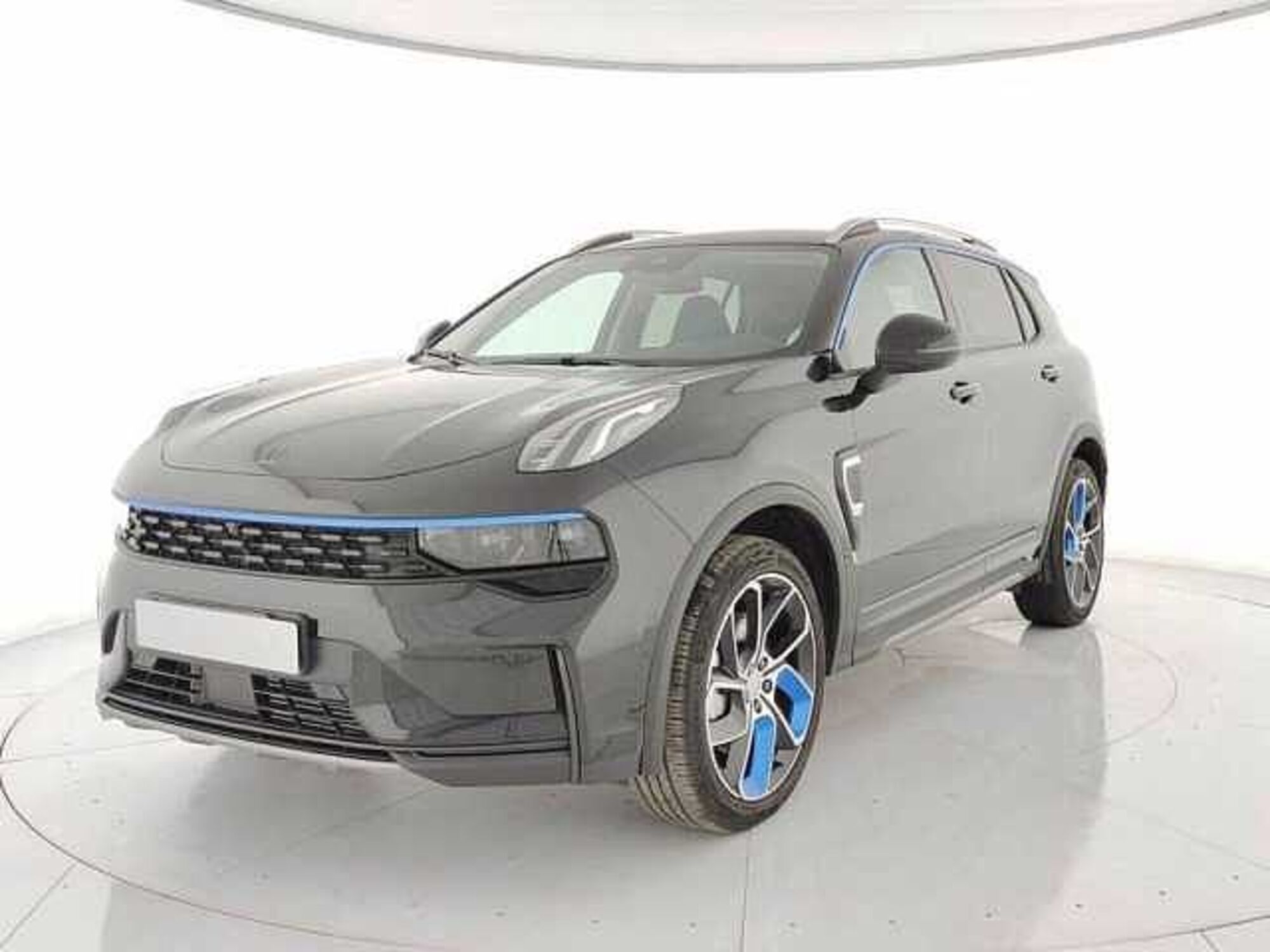 Lynk &amp; Co 01 01 1.5 td phev del 2022 usata a Torino