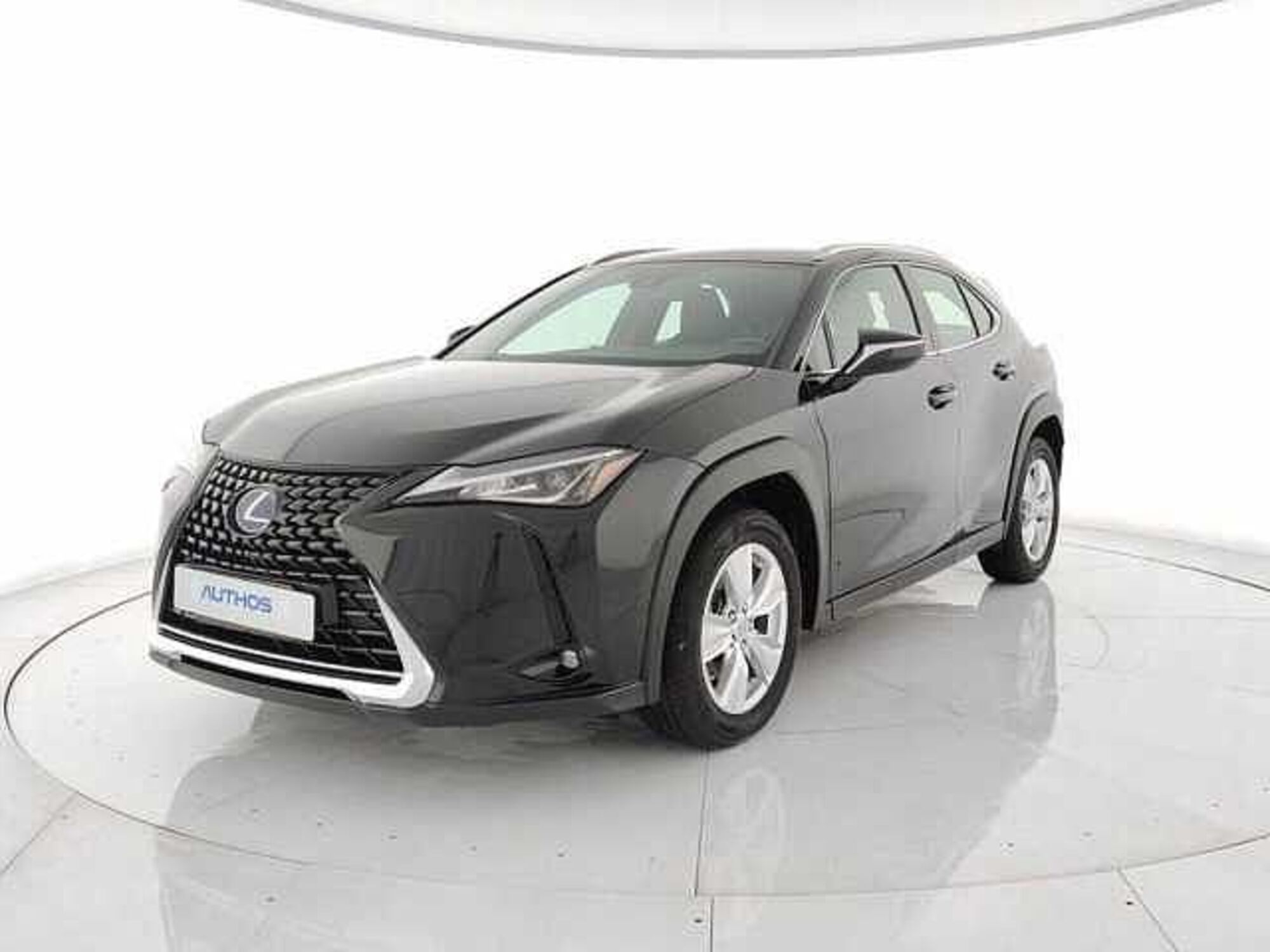 Lexus UX Hybrid Business del 2021 usata a Torino