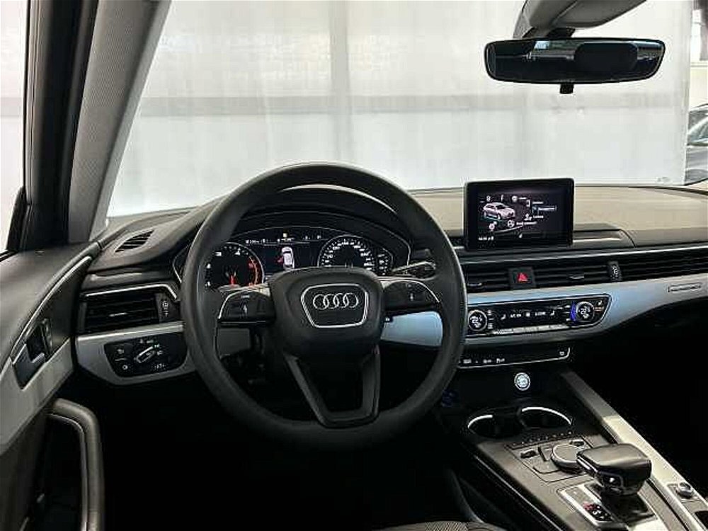 Audi A4 Avant 2.0 TDI 190 CV quattro S tronic Business  del 2017 usata a Lucca (3)