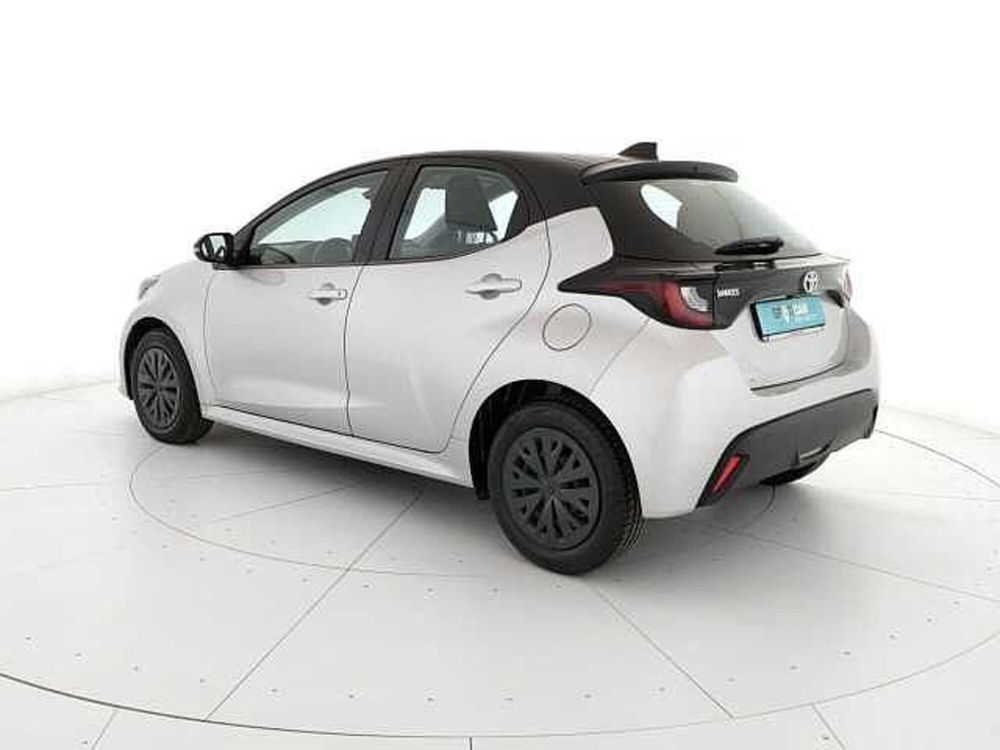 Toyota Yaris usata a Caserta (4)