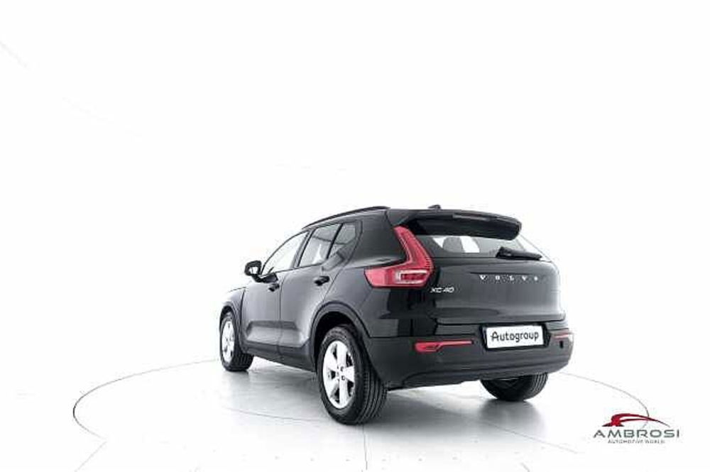 Volvo XC40 usata a Viterbo (4)