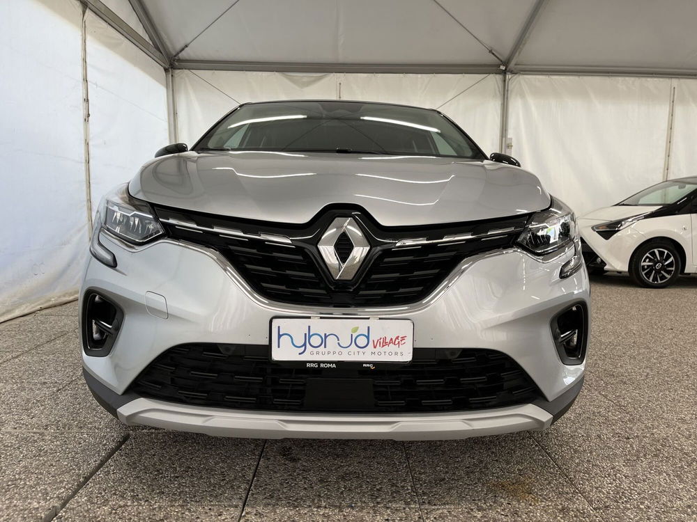 Renault Captur Plug-in Hybrid E-Tech 160 CV Intens  del 2021 usata a Monza (2)