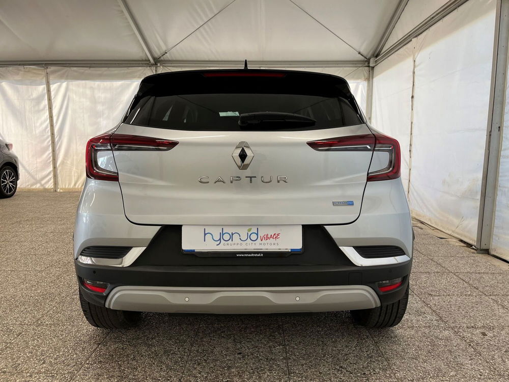 Renault Captur Plug-in Hybrid E-Tech 160 CV Intens  del 2021 usata a Monza (5)