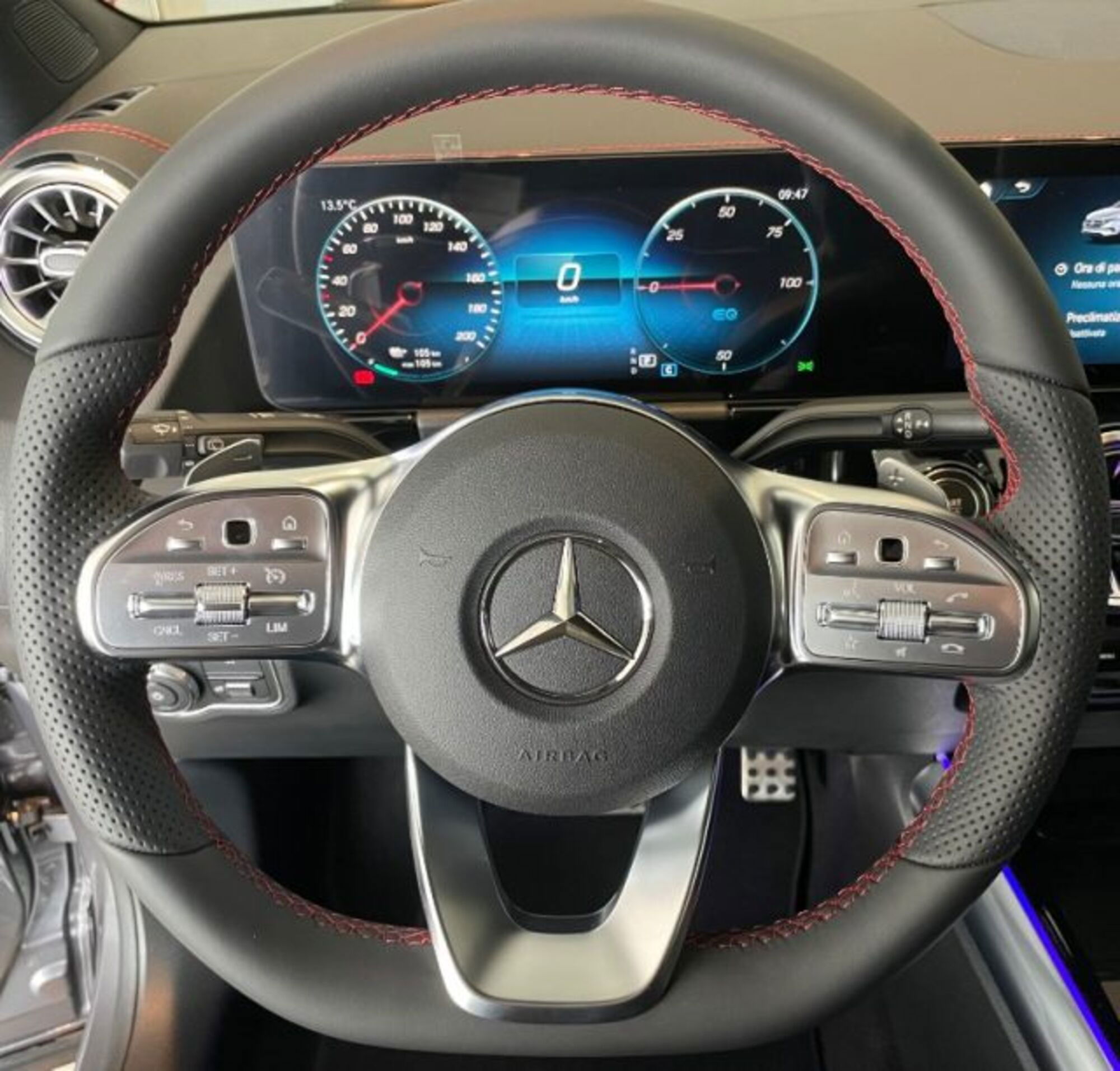 Vendo Mercedes-benz Eqa 350 Amg Line Advanced Digital Edition 4matic 