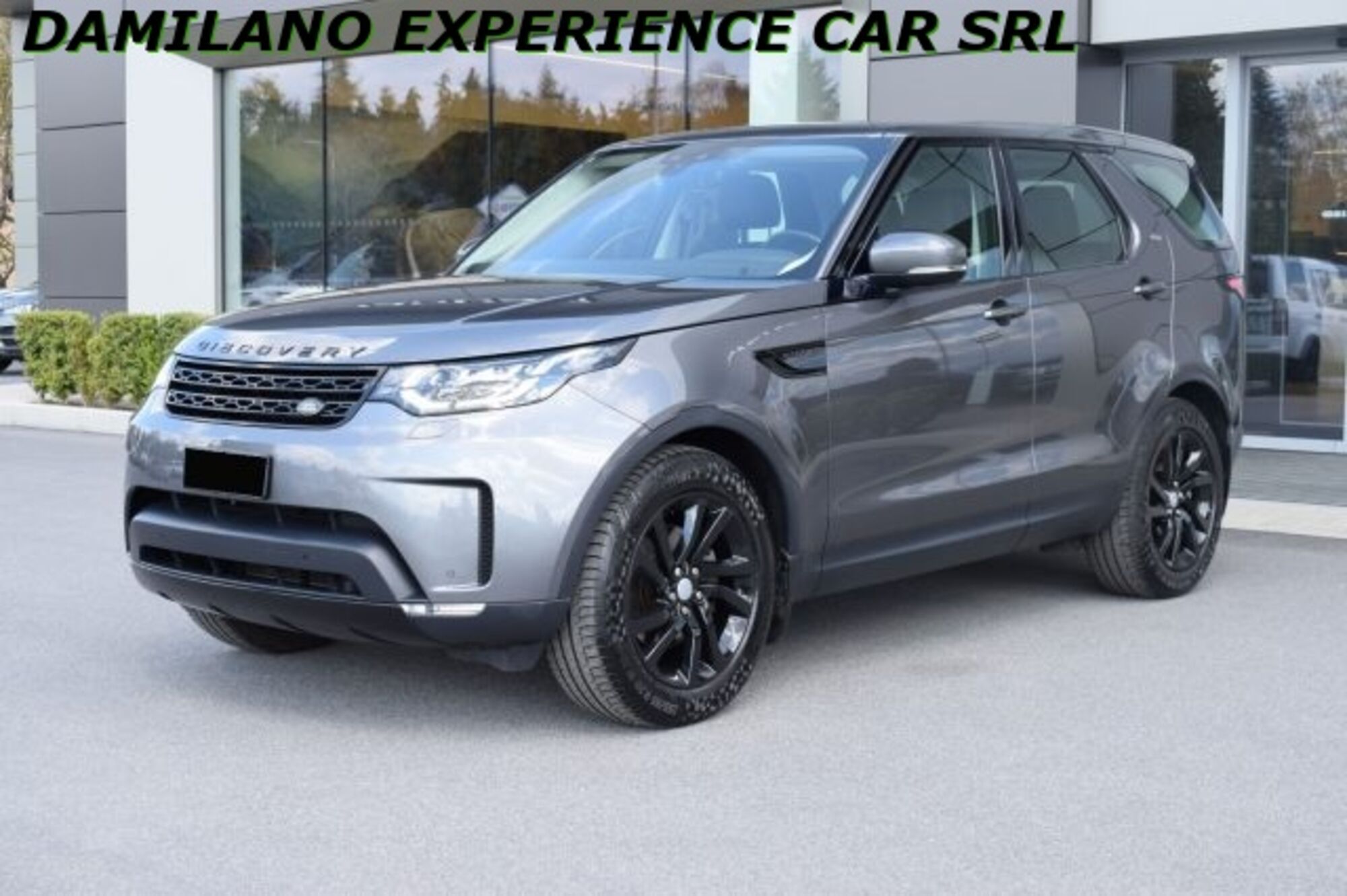 Land Rover Discovery 3.0 TD6 249 CV HSE del 2018 usata a Cuneo