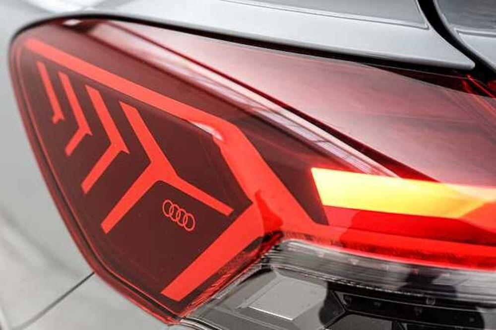 Audi Q4 Sportback usata a Varese (6)