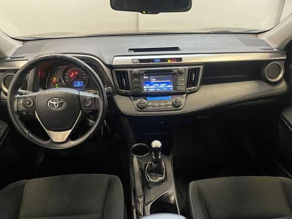 Toyota Rav4 usata a Napoli (10)