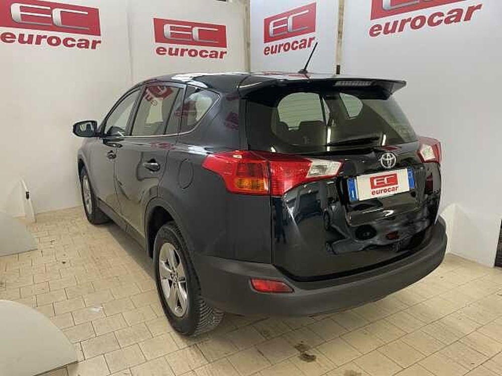 Toyota Rav4 usata a Napoli (5)