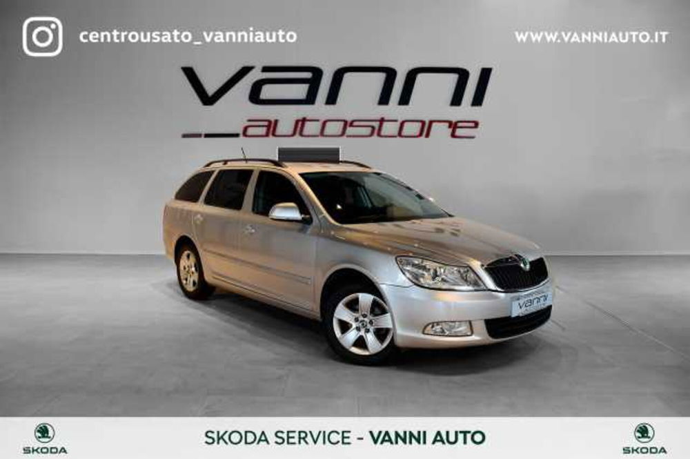 Skoda Octavia Station Wagon 1.6 TDI CR F.AP. 4x4 Wagon Ambition del 2011 usata a Buttapietra