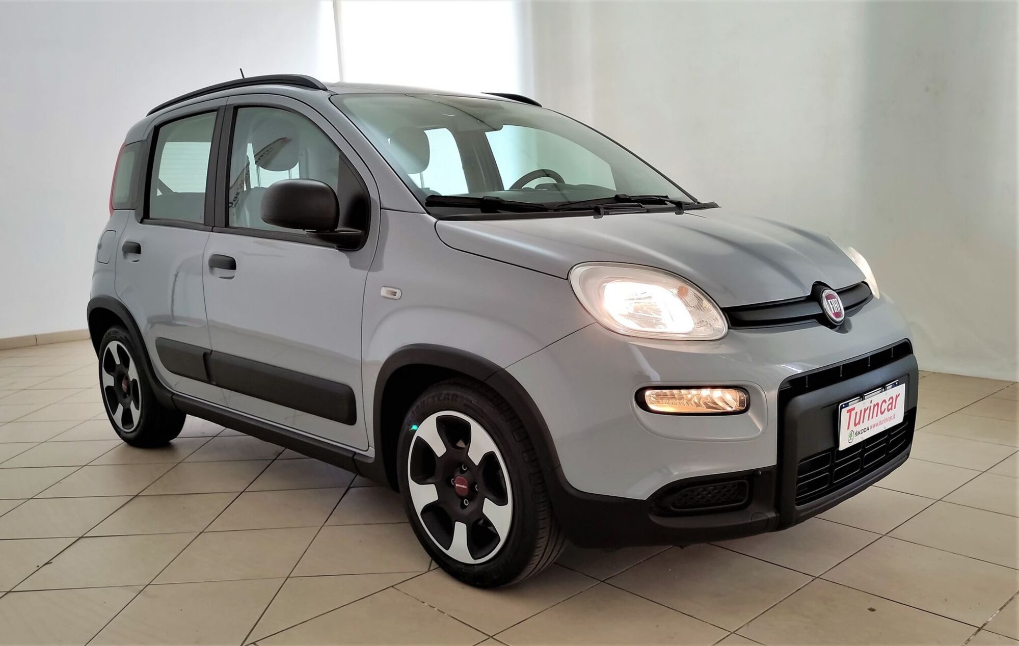 Fiat Panda 1.0 FireFly S&amp;S Hybrid City Cross  del 2021 usata a Torino