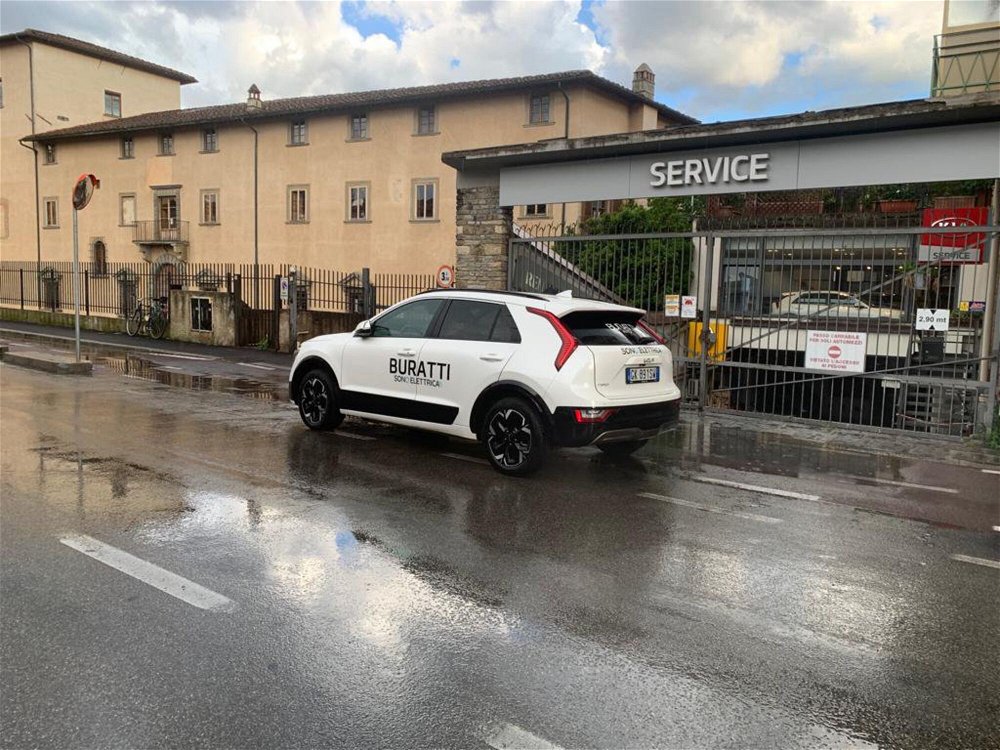 Kia e-Niro 64,8 kWh Evolution del 2022 usata a Firenze (4)
