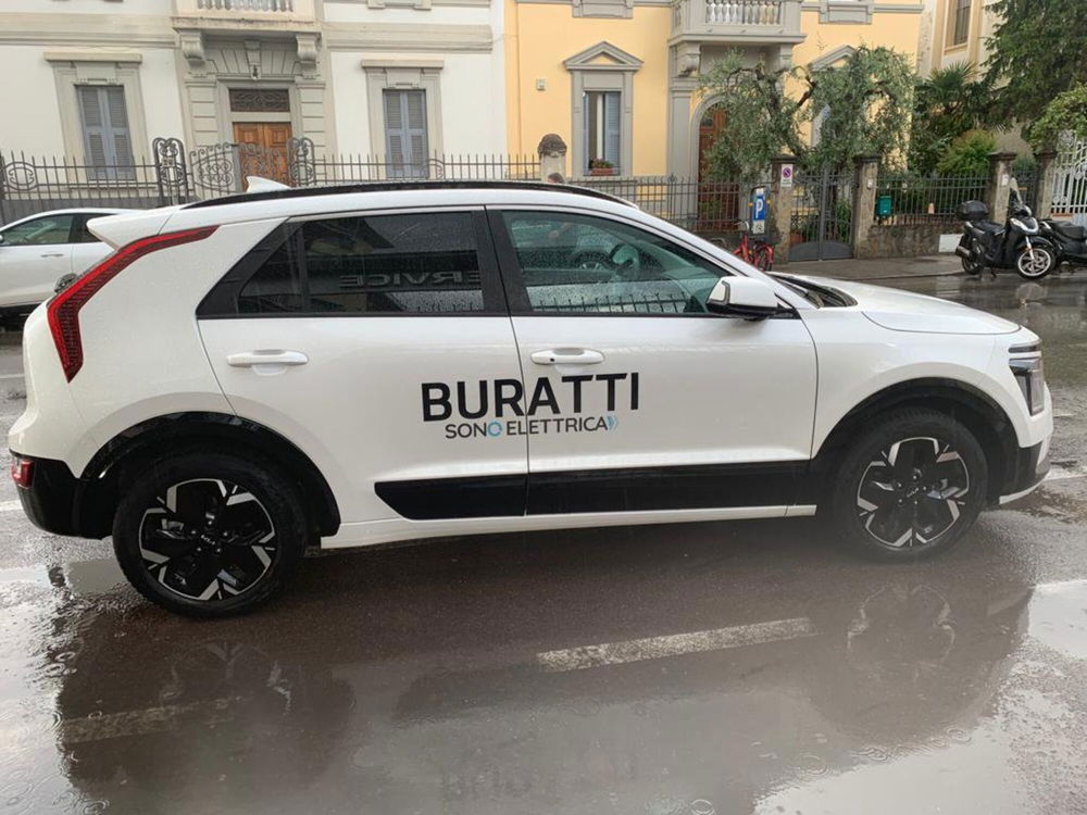 Kia e-Niro 64,8 kWh Evolution del 2022 usata a Firenze (5)