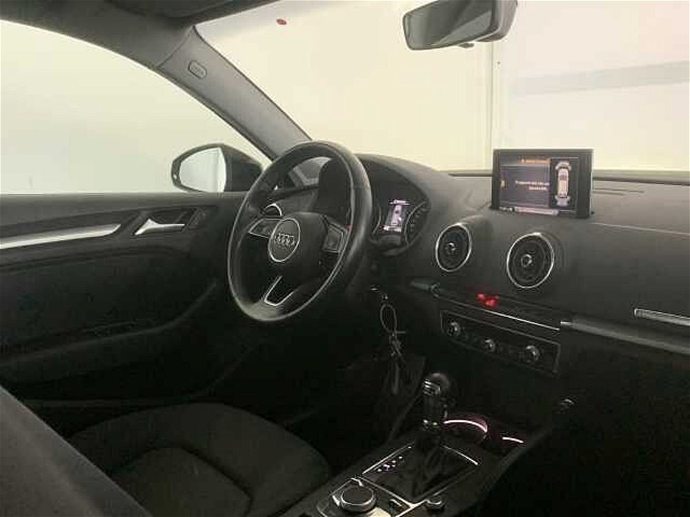 Audi A3 Sportback 1.6 TDI 116 CV S tronic Business del 2018 usata a Lucca (3)