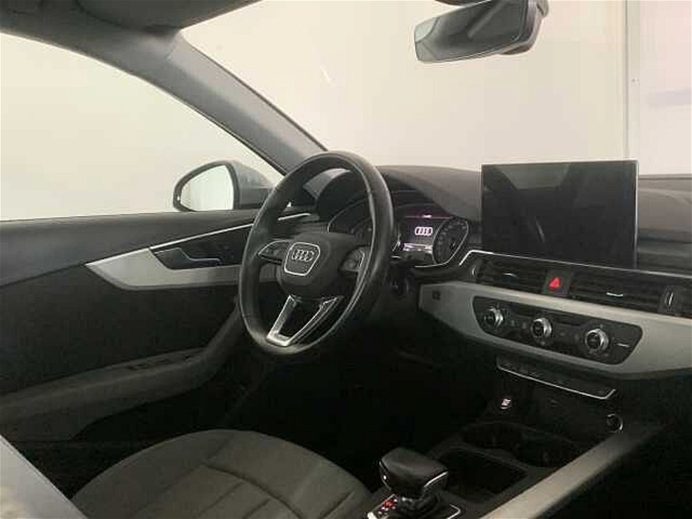 Audi A4 30 TDI/136 CV S tronic Business  del 2021 usata a Lucca (3)