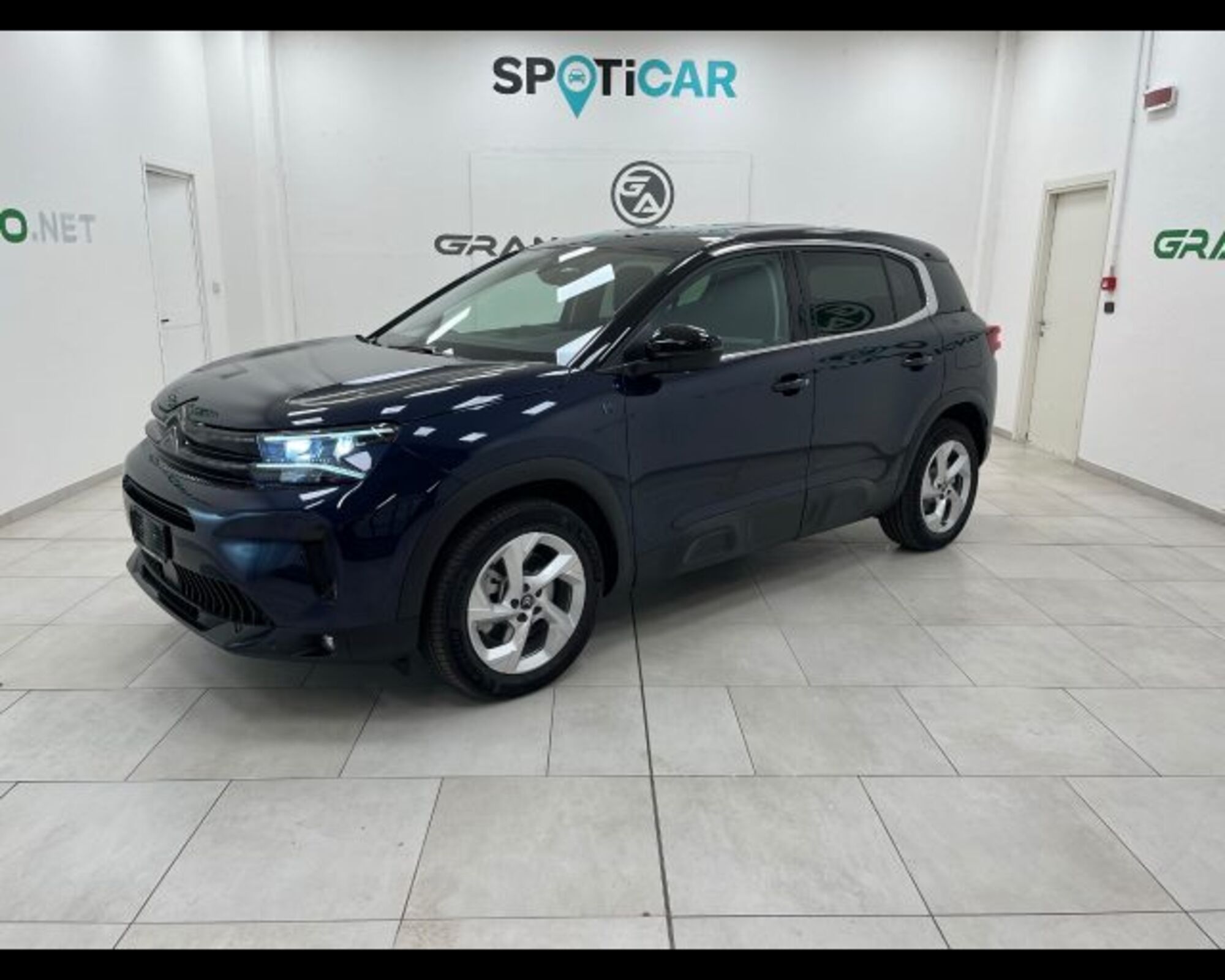 Citroen C5 Aircross Aircross Hybrid 225 E-EAT8 Feel  nuova a Alessandria