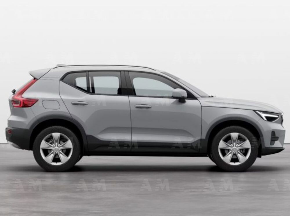 Volvo XC40 nuova a Modena (6)