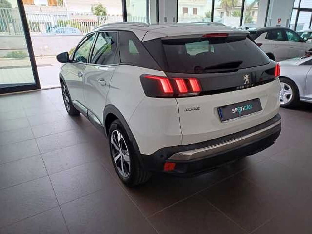 Peugeot 3008 usata a Lecce (6)