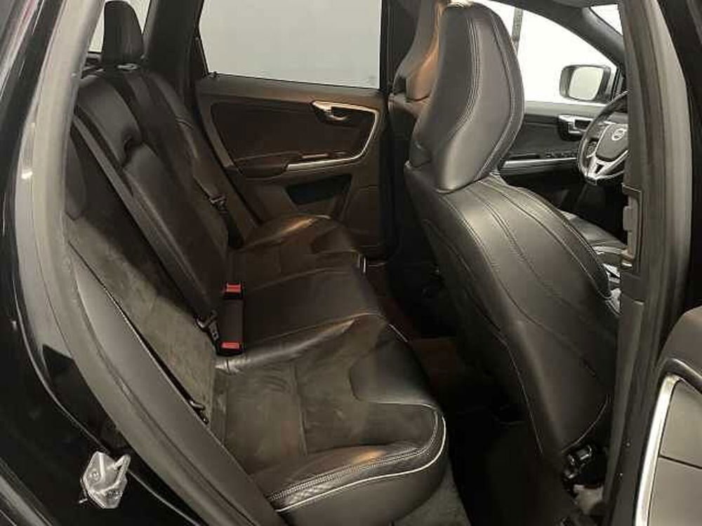 Volvo XC60 usata a Napoli (8)