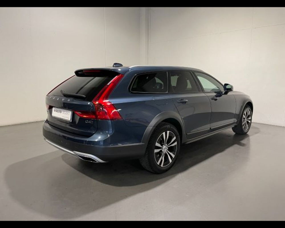 Volvo V90 Cross Country D4 AWD Geartronic Pro  del 2019 usata a Conegliano (2)