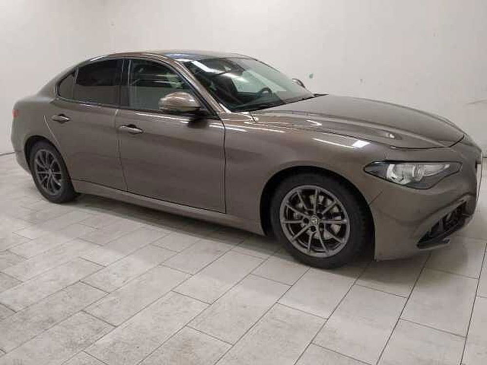 Alfa Romeo Giulia usata a Cuneo (3)