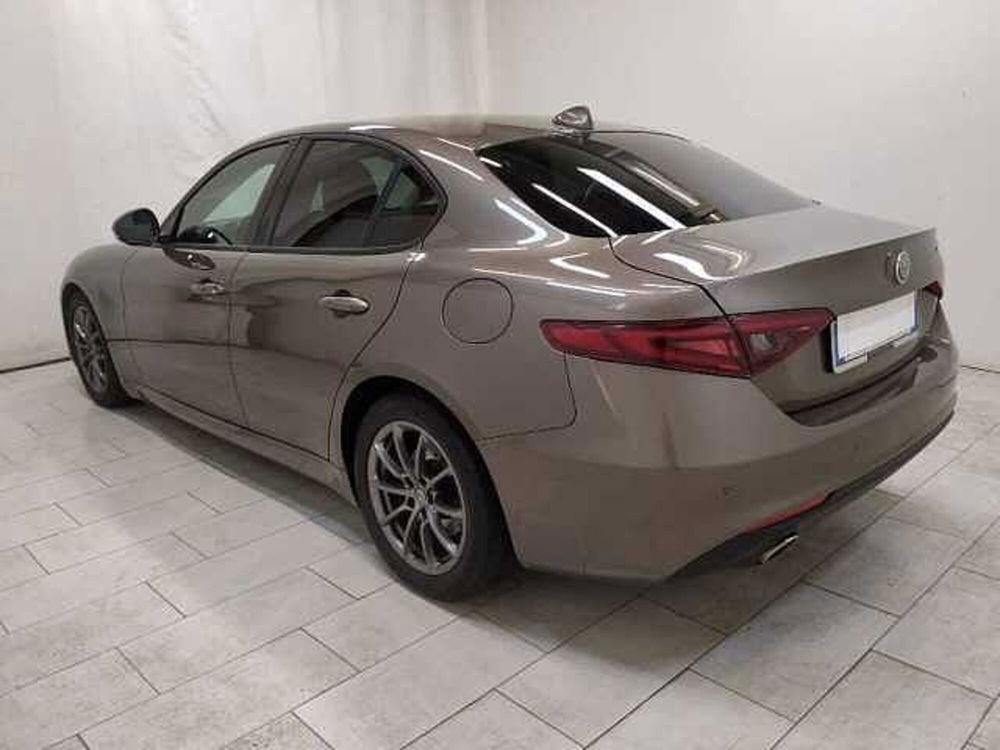 Alfa Romeo Giulia usata a Cuneo (6)