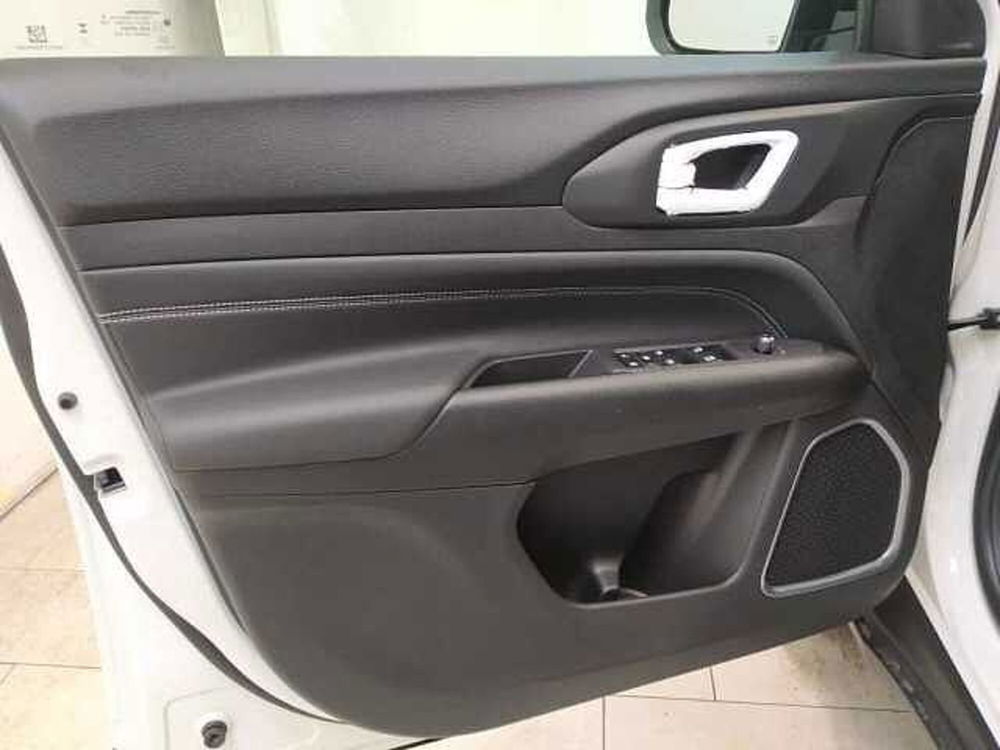 Jeep Compass nuova a Cuneo (14)