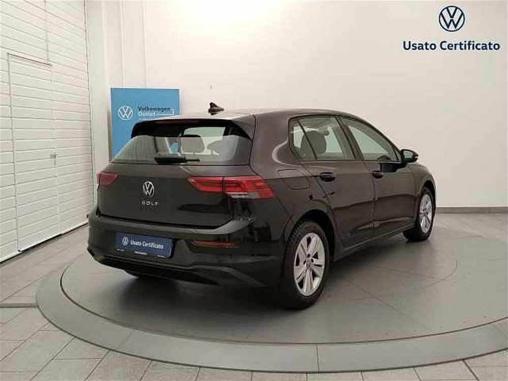 Volkswagen Golf 2.0 TDI DSG SCR Life del 2021 usata a Busto Arsizio (5)
