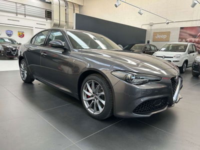 Alfa Romeo Giulia 2.2 t Sprint Q4 210cv auto nuova a Vercelli