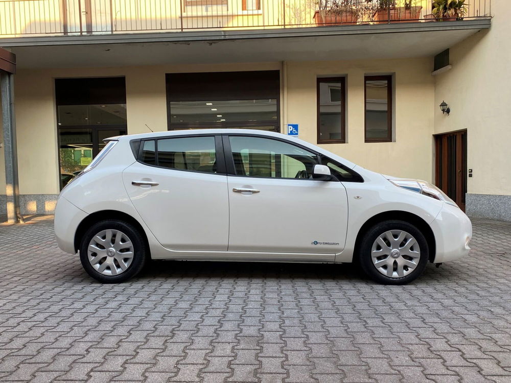 Nissan Leaf Visia  del 2015 usata a Gallarate (4)