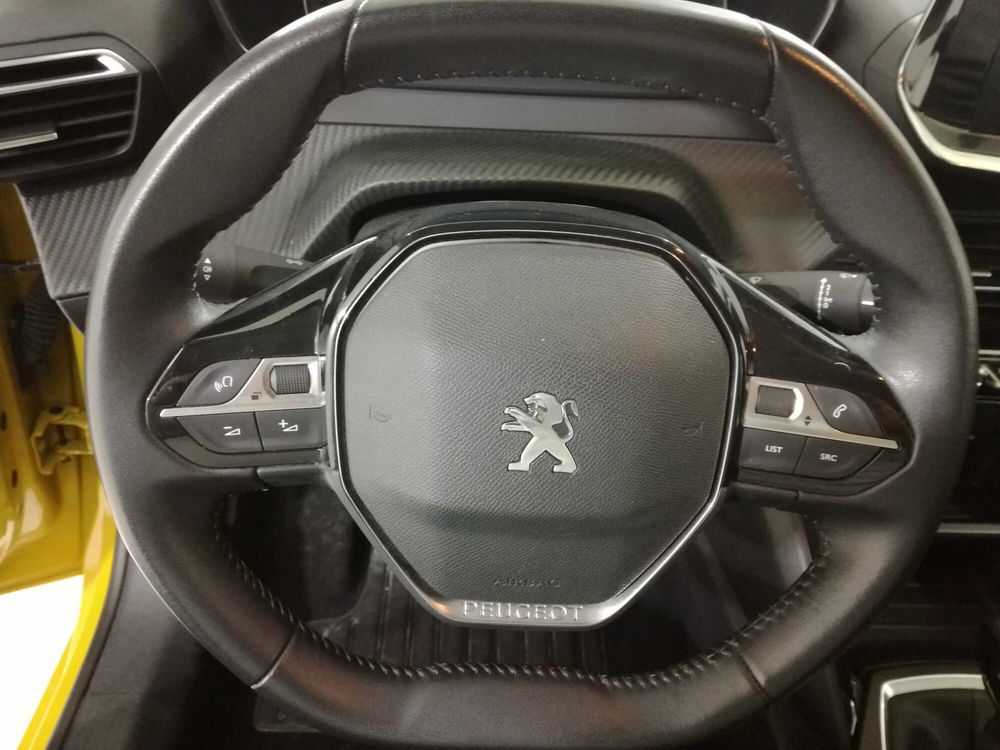 Peugeot 208 usata a Salerno (11)