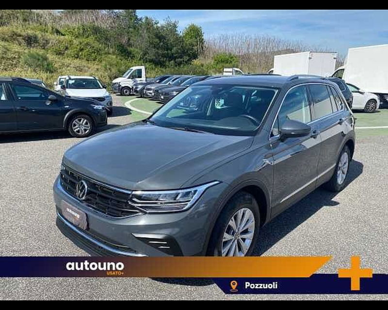 Volkswagen Tiguan 2.0 tdi Life 150cv dsg del 2021 usata a Pozzuoli