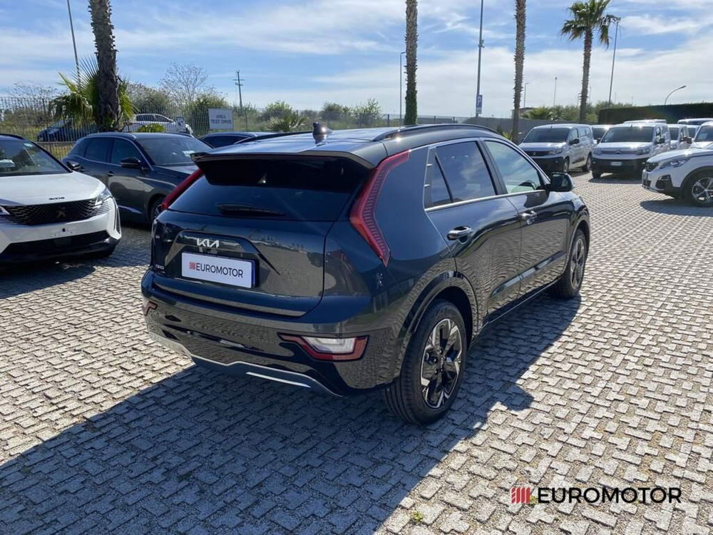 Kia Niro nuova a Bari (5)