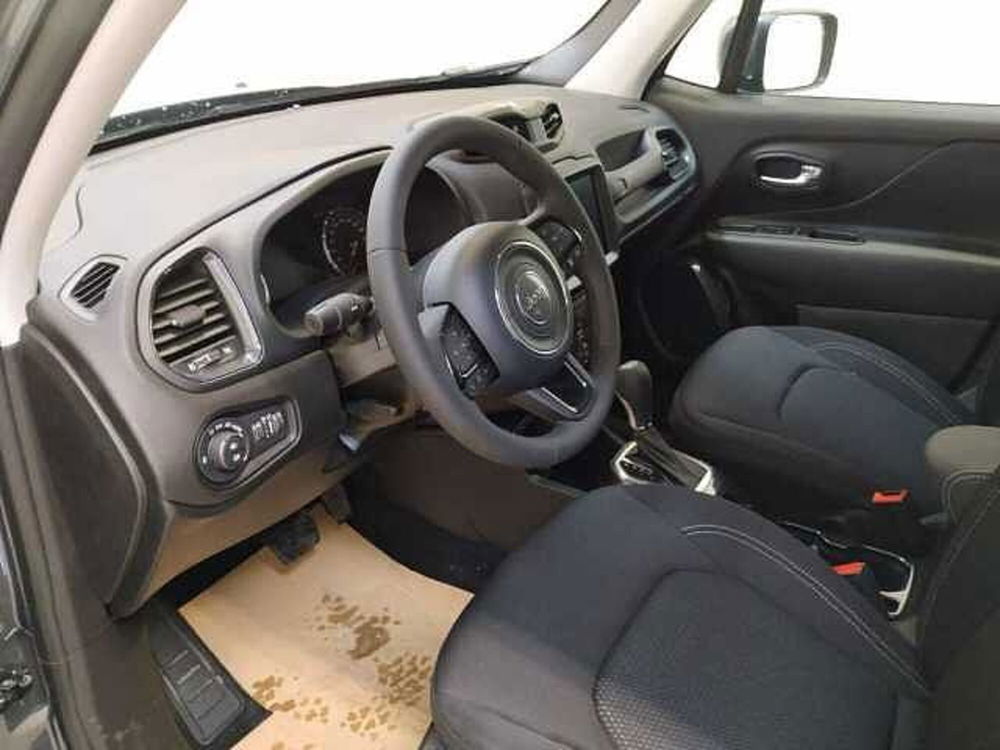 Jeep Renegade nuova a Cuneo (14)