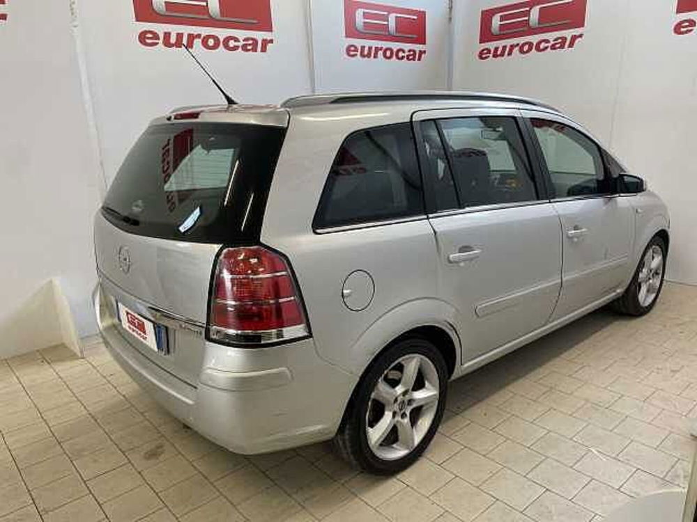 Opel Zafira usata a Napoli (4)