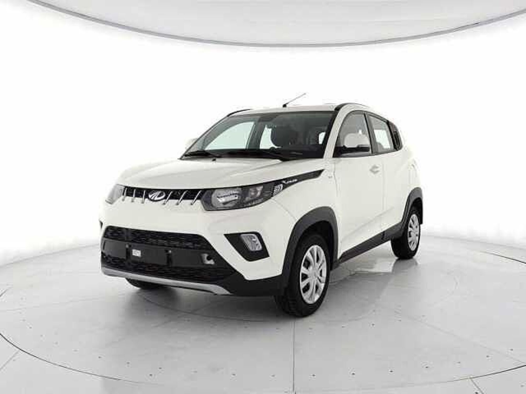 Mahindra KUV100 1.2 K6+ del 2022 usata a Torino