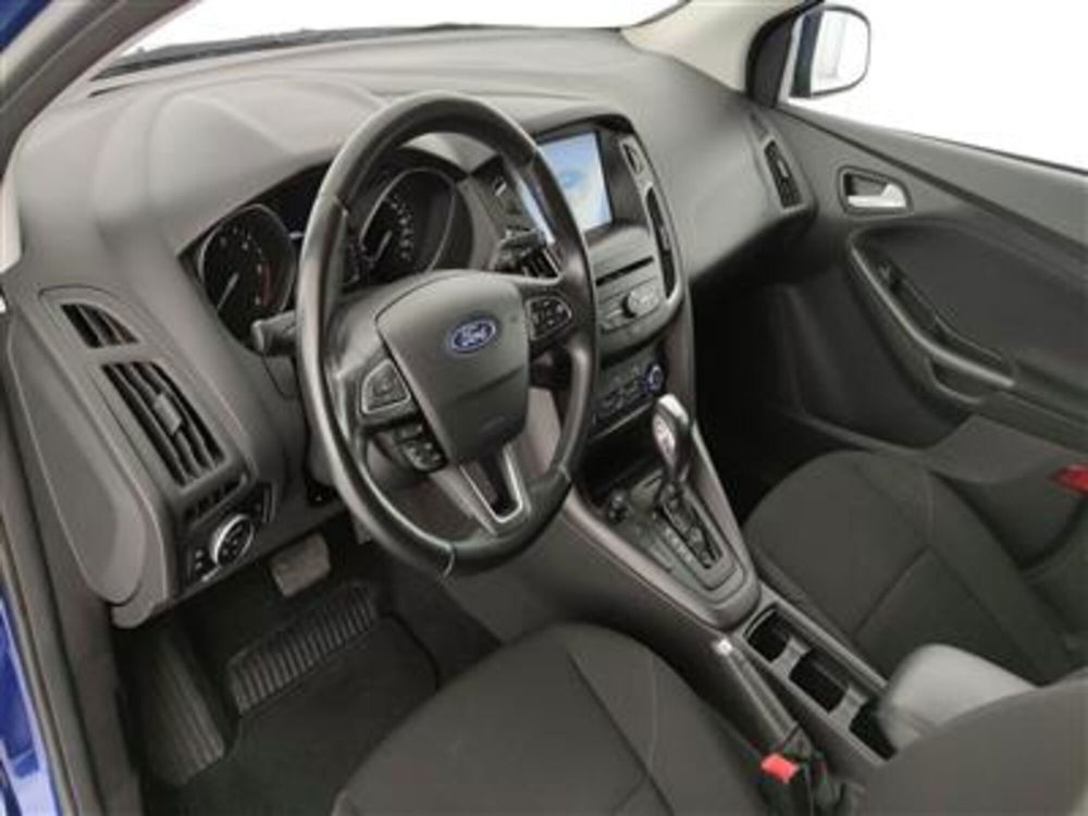 Ford Focus Station Wagon usata a Bari (15)